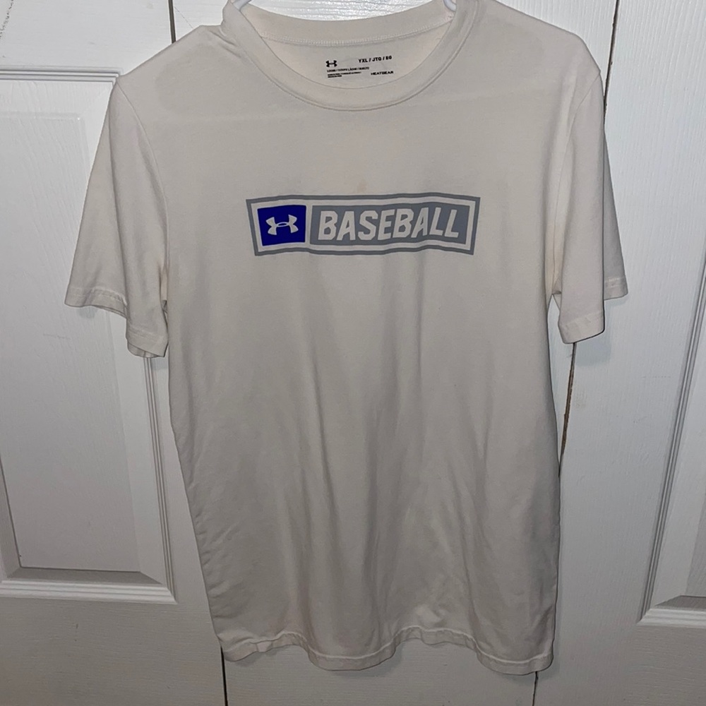 Under armor t shirt